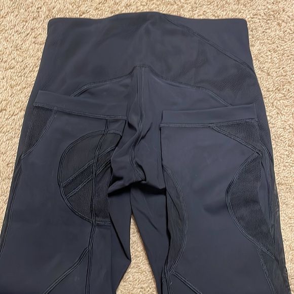 NWOT Lululemon Clear The Court Crop 21" - Picture 11 of 14